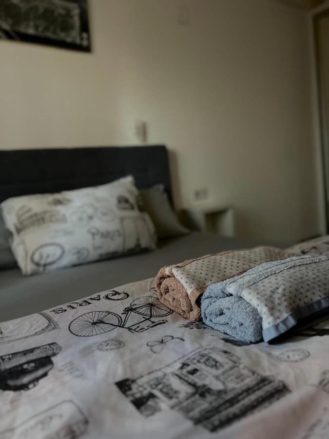 Cozy Apartment In The City Center Скоп'є Екстер'єр фото