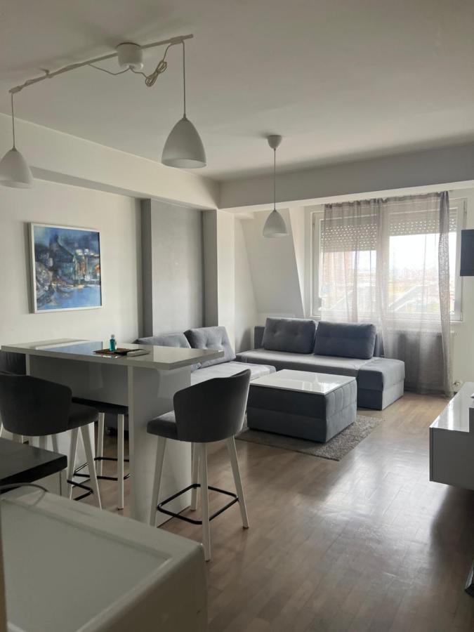 Cozy Apartment In The City Center Скоп'є Екстер'єр фото