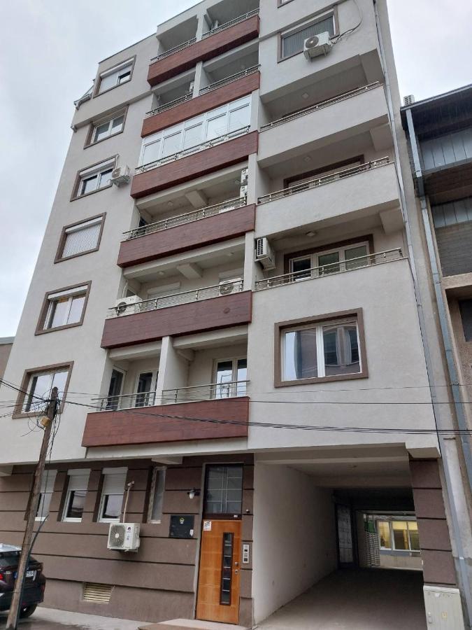 Cozy Apartment In The City Center Скоп'є Екстер'єр фото